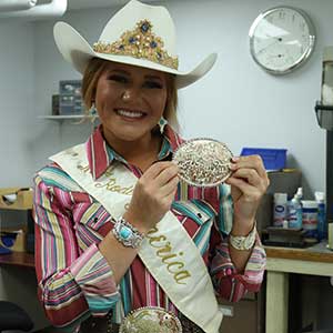 Jordan Tierney with MRA buckle